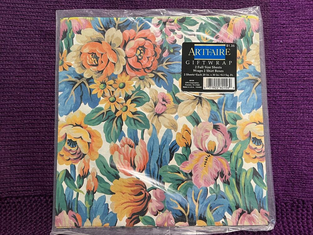 Artfaire wrapping paper floral pastel 1980s